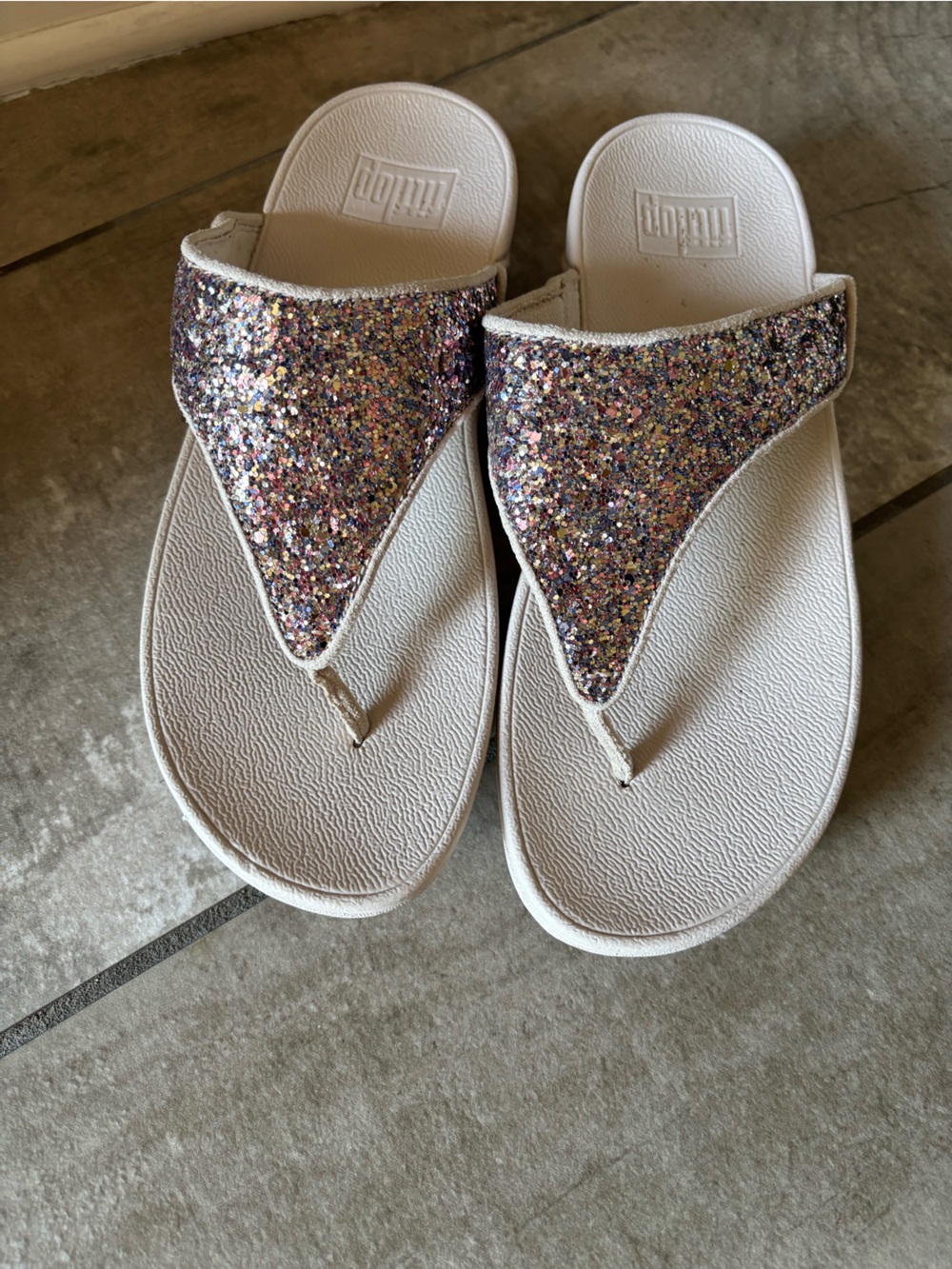Women’s FitFlop Lulu Multi-Tonal Glitter Sandals Size 7